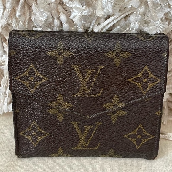 LOUIS VUITTON Monogram Elise Compact Wallet - Picture 2 of 13